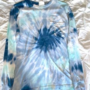 Tie-dye blue shirt